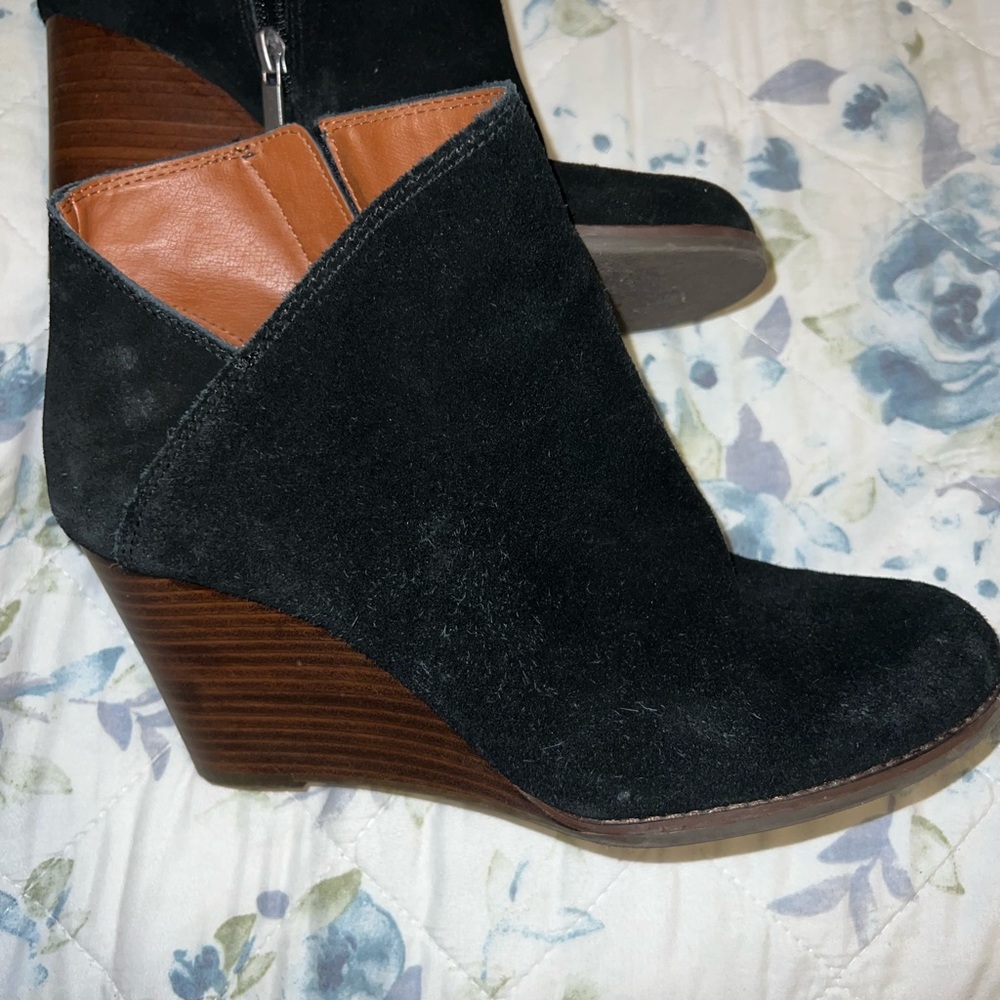 Booties - Picture 3 of 4